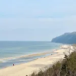 아파트 Baltic Infinity 413 - & Pool Access 미엥지즈드로예