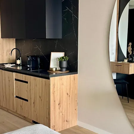 Baltic Infinity 413 - & Pool Access Apartment